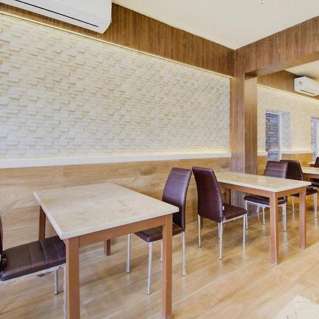 Super Townhouse Gokul Regency Near Dum Dum Metro Station酒店 外观 照片