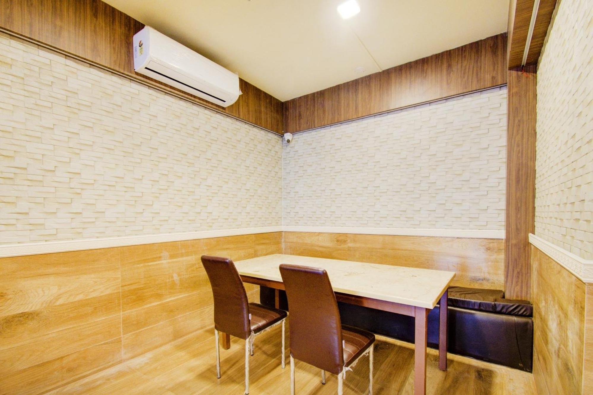 Super Townhouse Gokul Regency Near Dum Dum Metro Station酒店 外观 照片